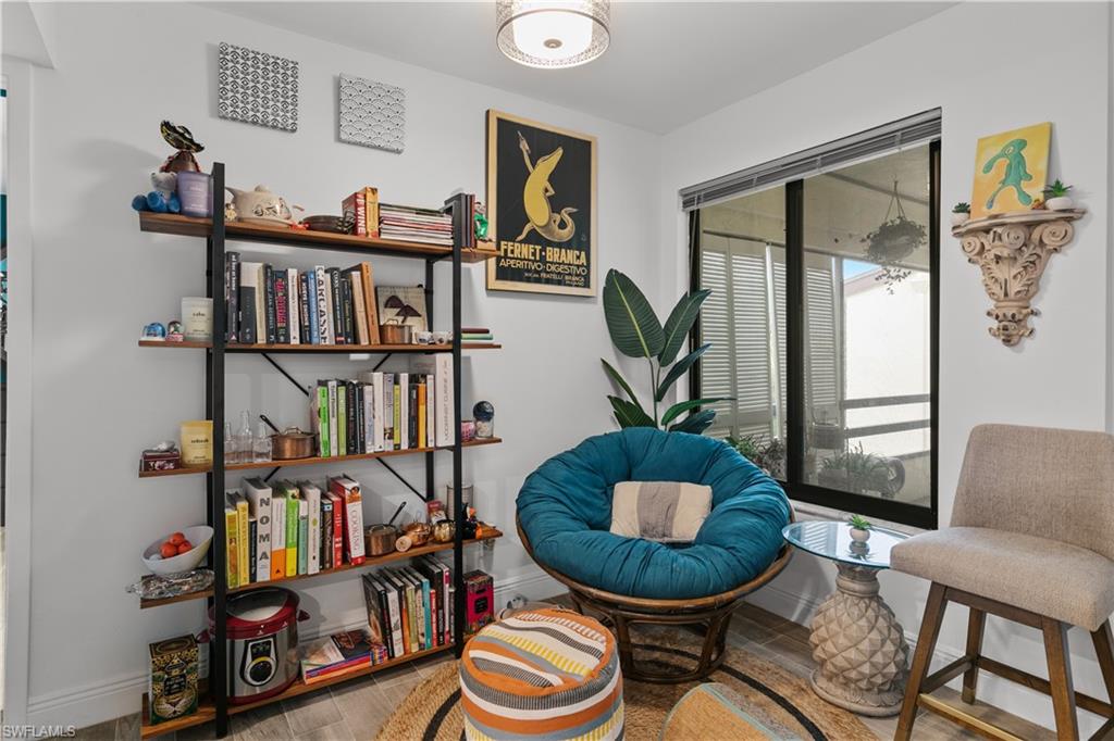 LAKEWOOD - Residential