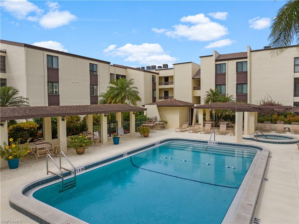 LAKEWOOD - Residential