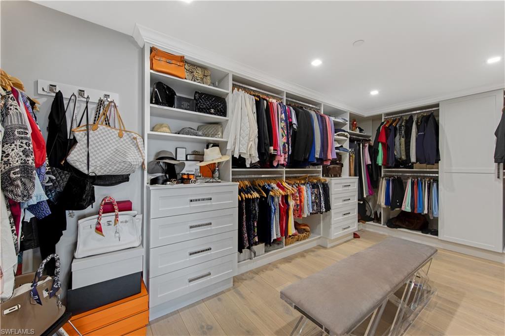 KALEA BAY TOWER 100 - Residential