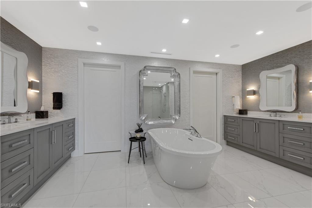 KALEA BAY TOWER 100 - Residential