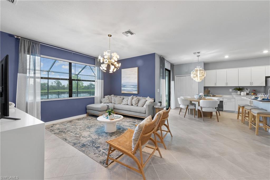 HAMPTON LAKES - Residential