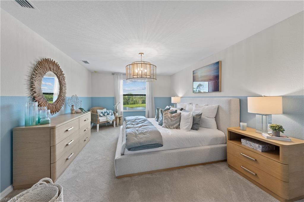 HAMPTON LAKES - Residential