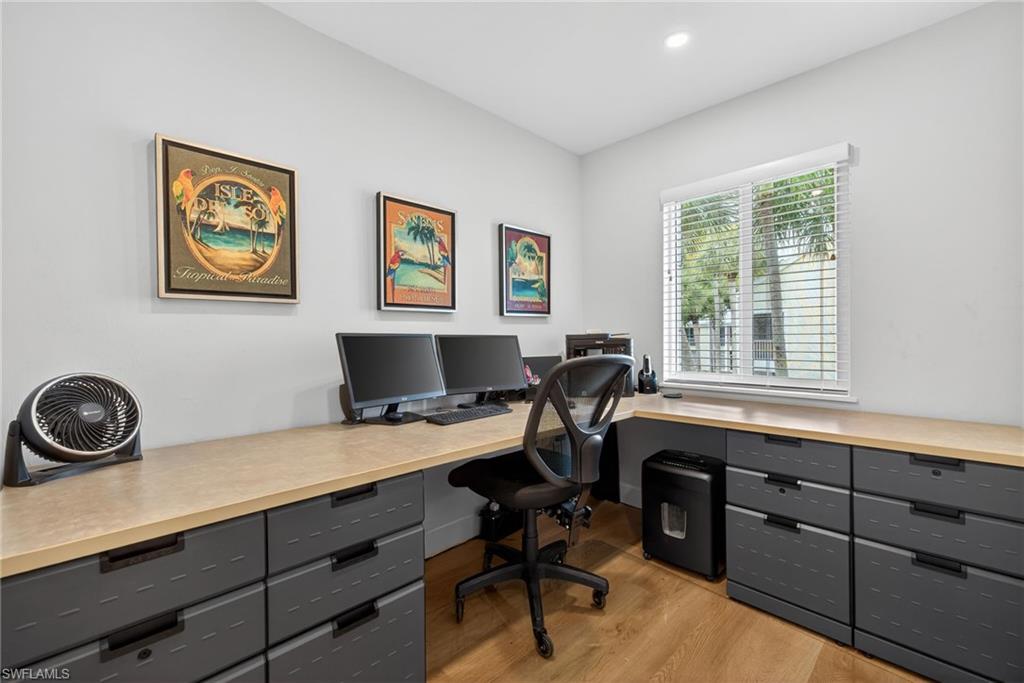 MORNINGSTAR - Residential