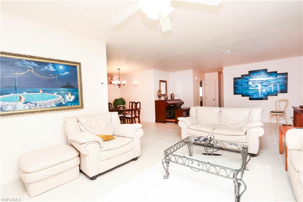 SAN CARLOS PARK - Residential