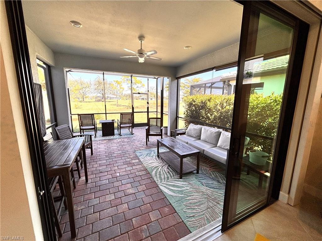 COUNTRY CLUB - Residential