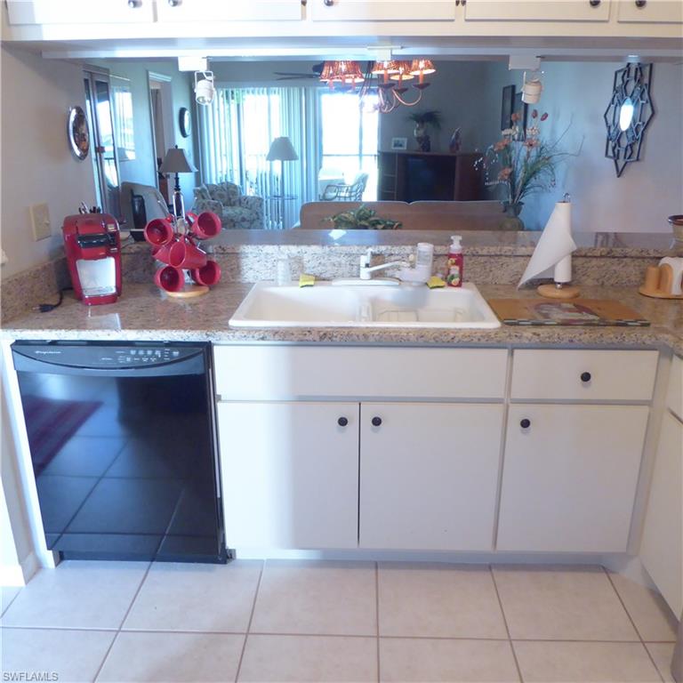 TIMBERLINE VILLAGE - Residential