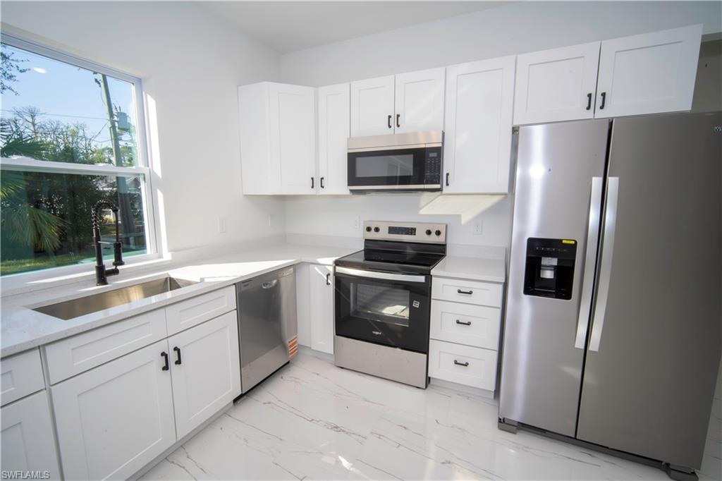 PORT CHARLOTTE - Residential Lease