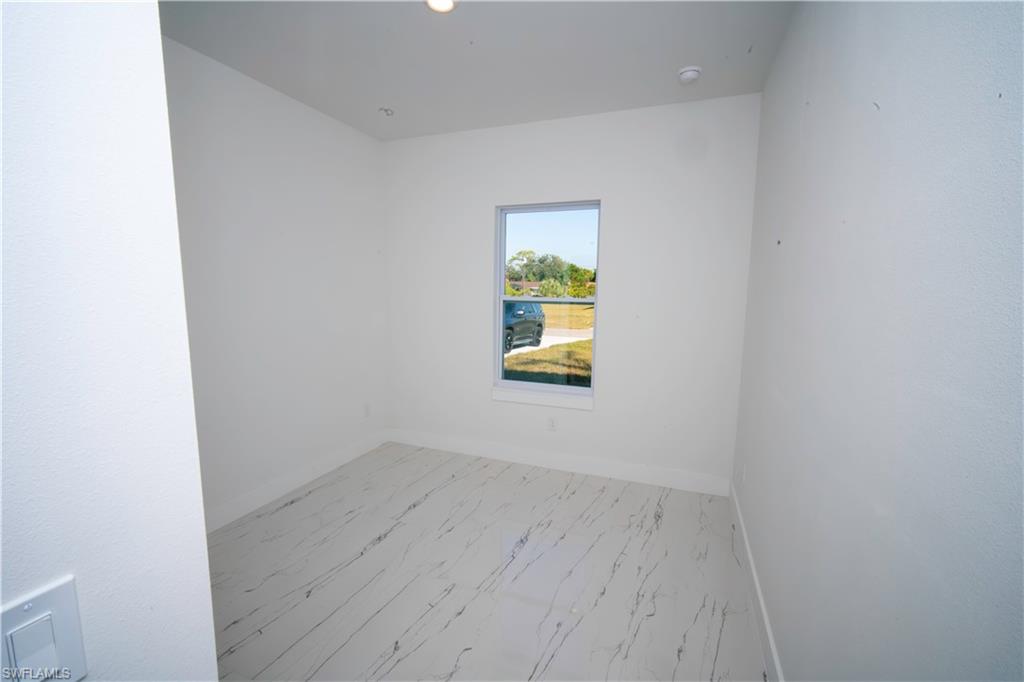 PORT CHARLOTTE - Residential Lease