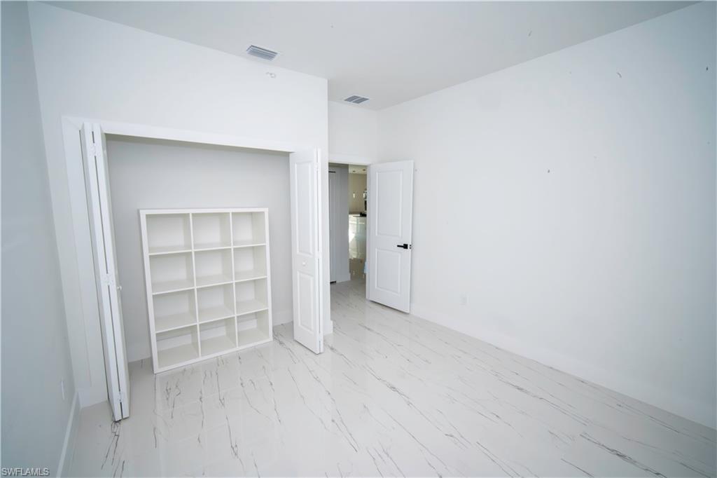 PORT CHARLOTTE - Residential Lease