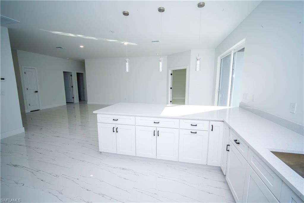 PORT CHARLOTTE - Residential Lease