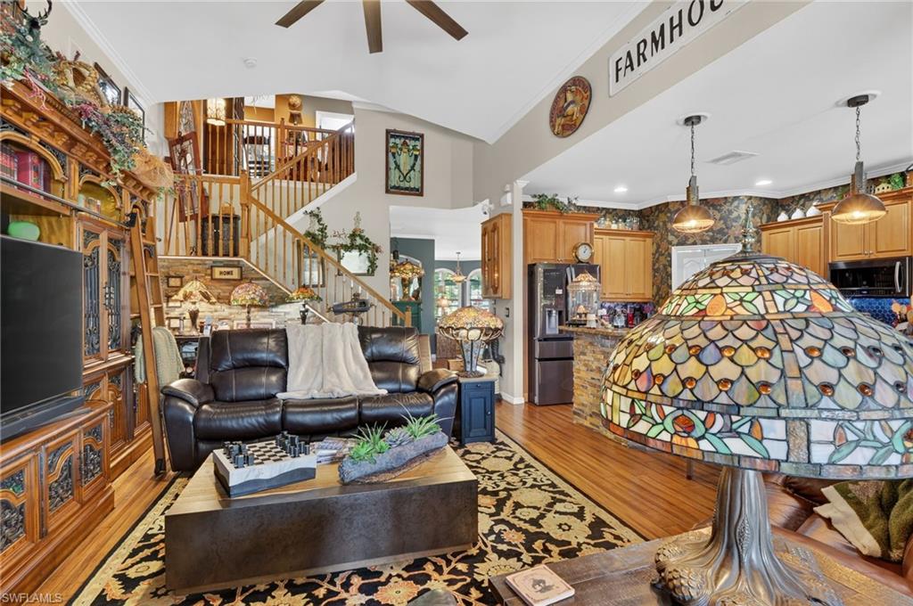 STONEYBROOK - Residential