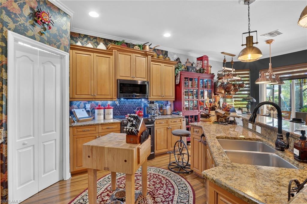 STONEYBROOK - Residential