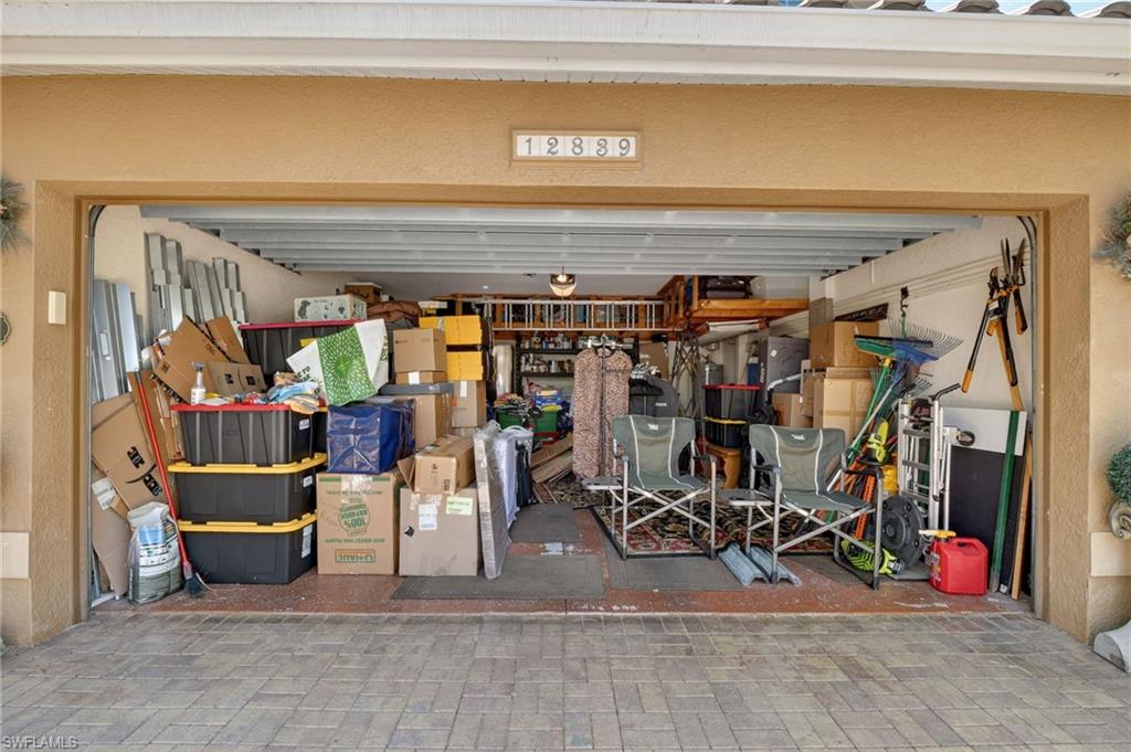 STONEYBROOK - Residential