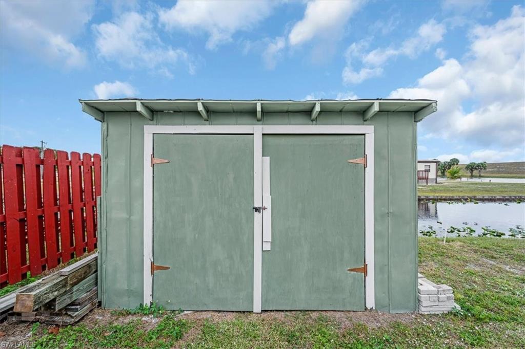 MOORE HAVEN - Residential