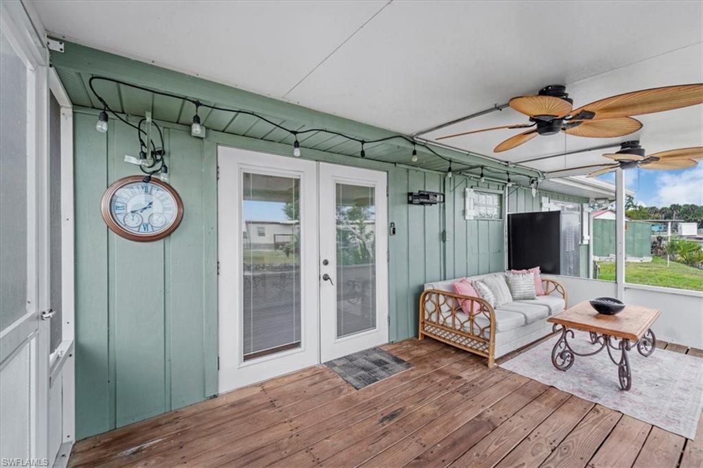 MOORE HAVEN - Residential