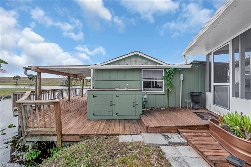 MOORE HAVEN - Residential