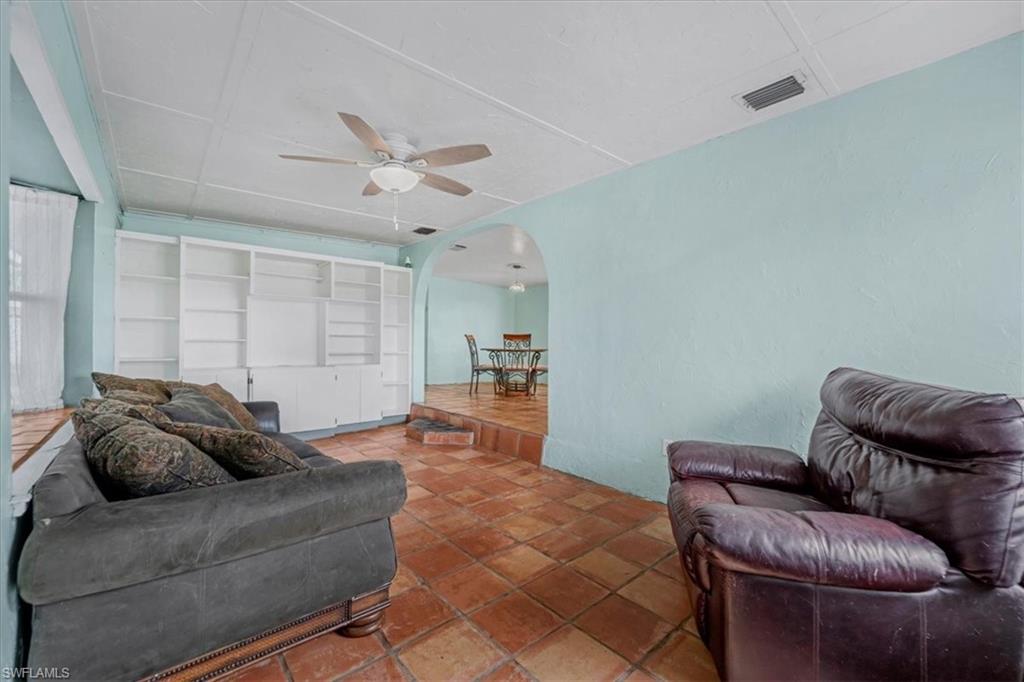 MOORE HAVEN - Residential