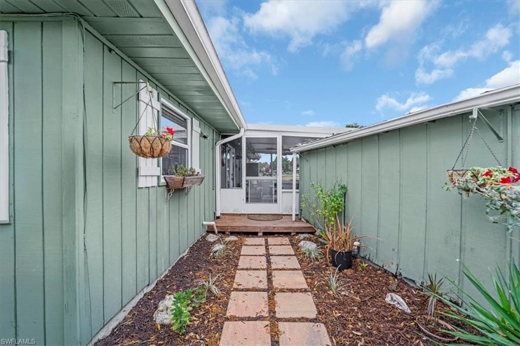 MOORE HAVEN - Residential