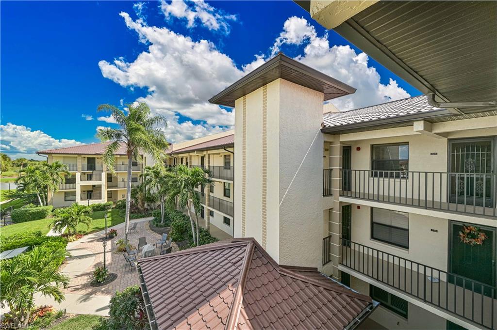 TERRACE - Residential Lease