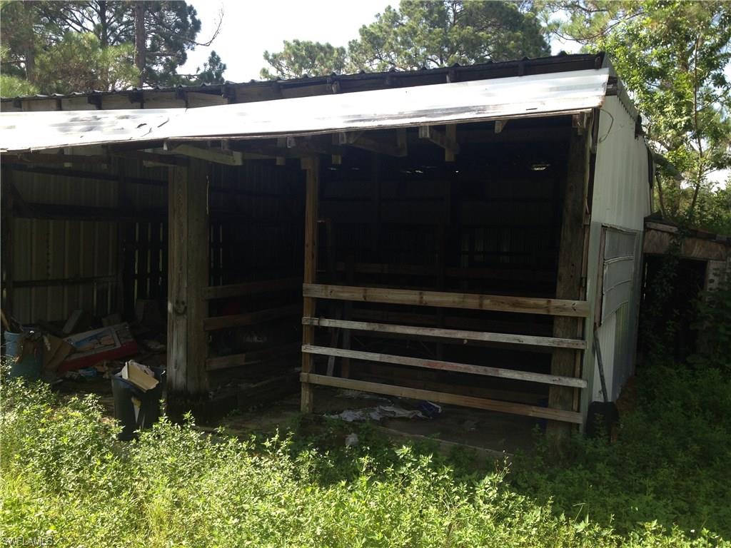 EASTWOOD ACRES UNREC - Residential