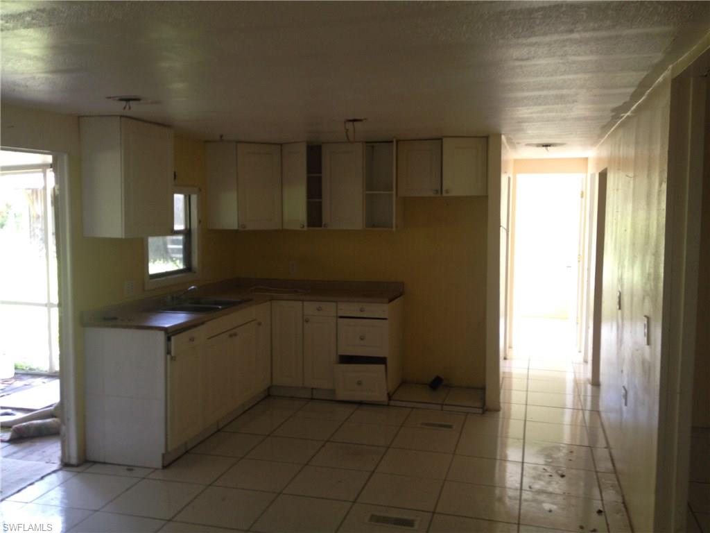 EASTWOOD ACRES UNREC - Residential