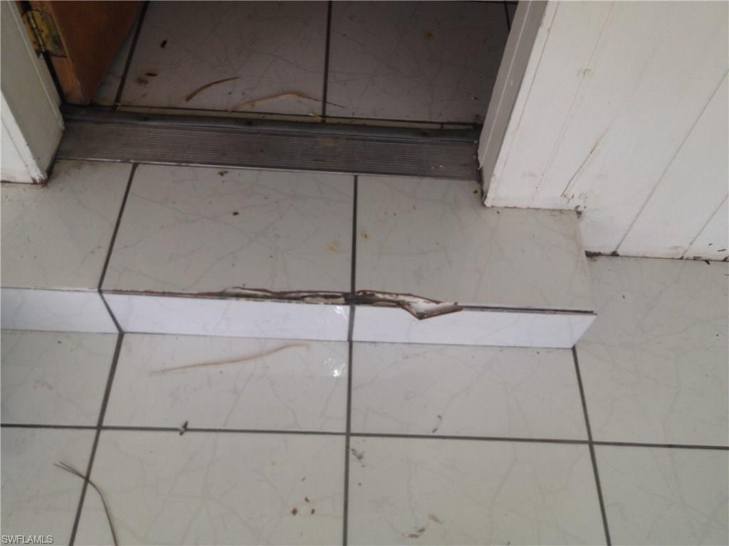 EASTWOOD ACRES UNREC - Residential