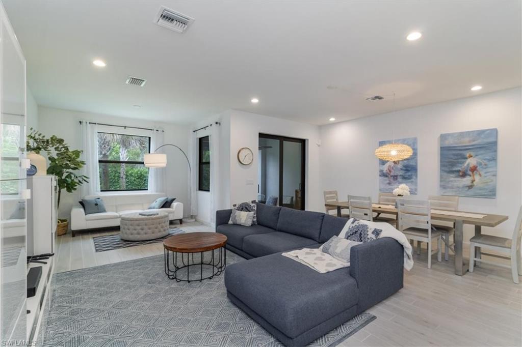 Properties 13021 Pembroke DR