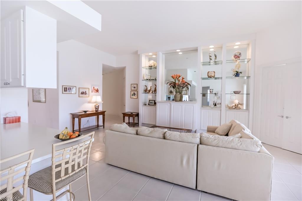 ISLAND WALK - Residential