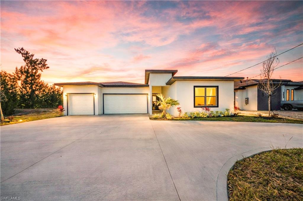 CAPE CORAL - Residential