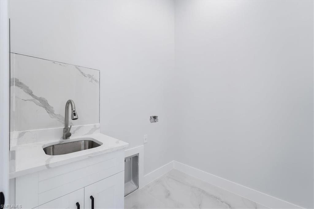 LEHIGH ESTATES - Residential