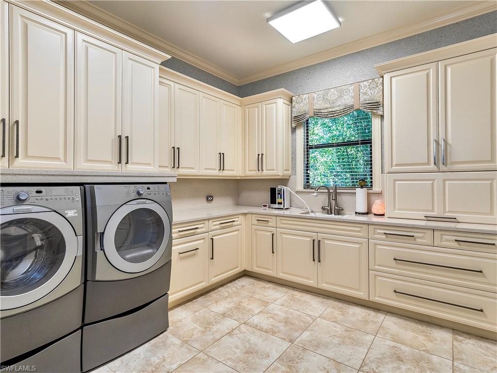 EDGEWATER - Residential