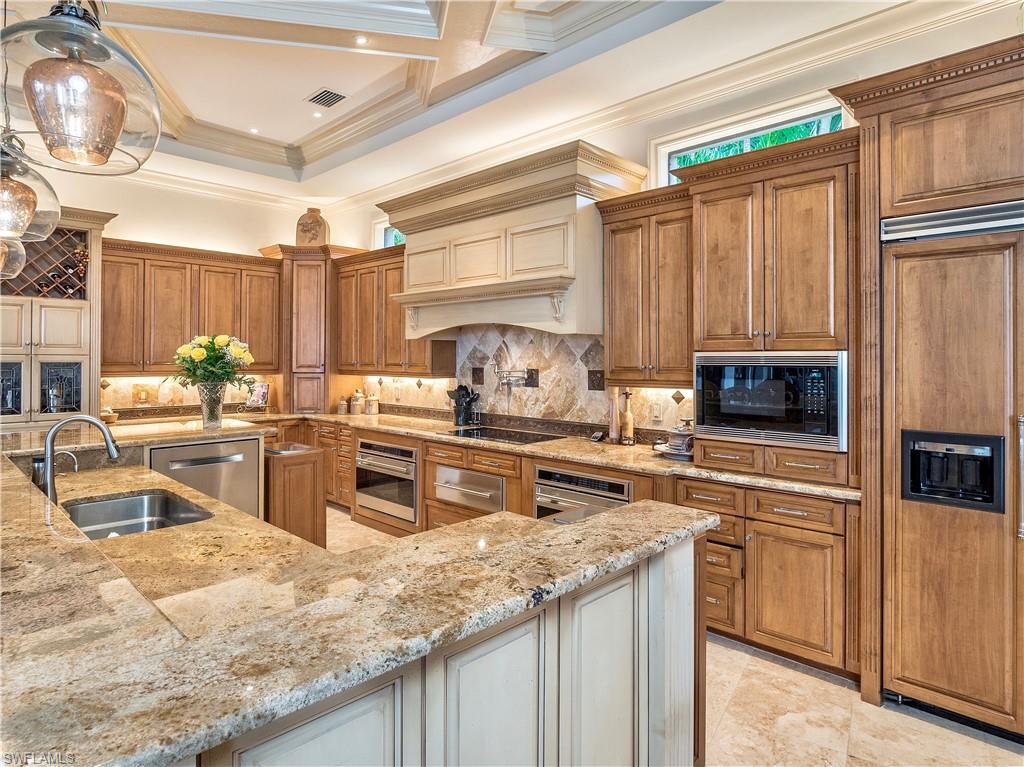 EDGEWATER - Residential