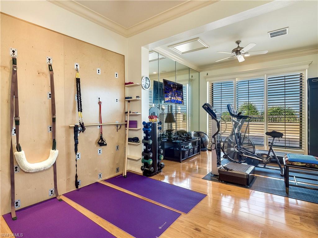 EDGEWATER - Residential