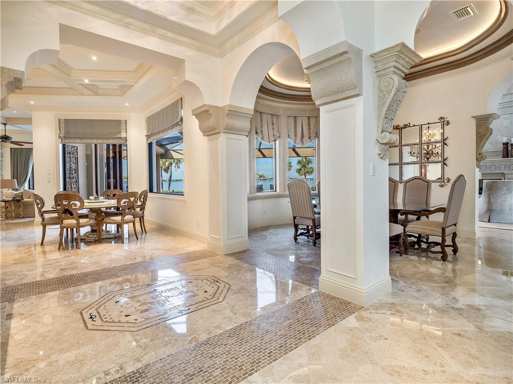 EDGEWATER - Residential