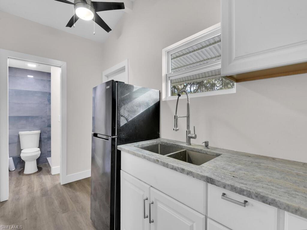 NAPLES 701 - Residential