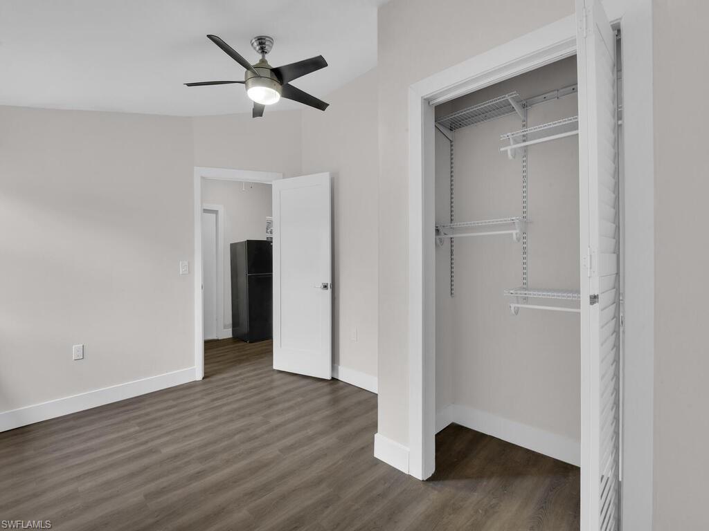 NAPLES 701 - Residential