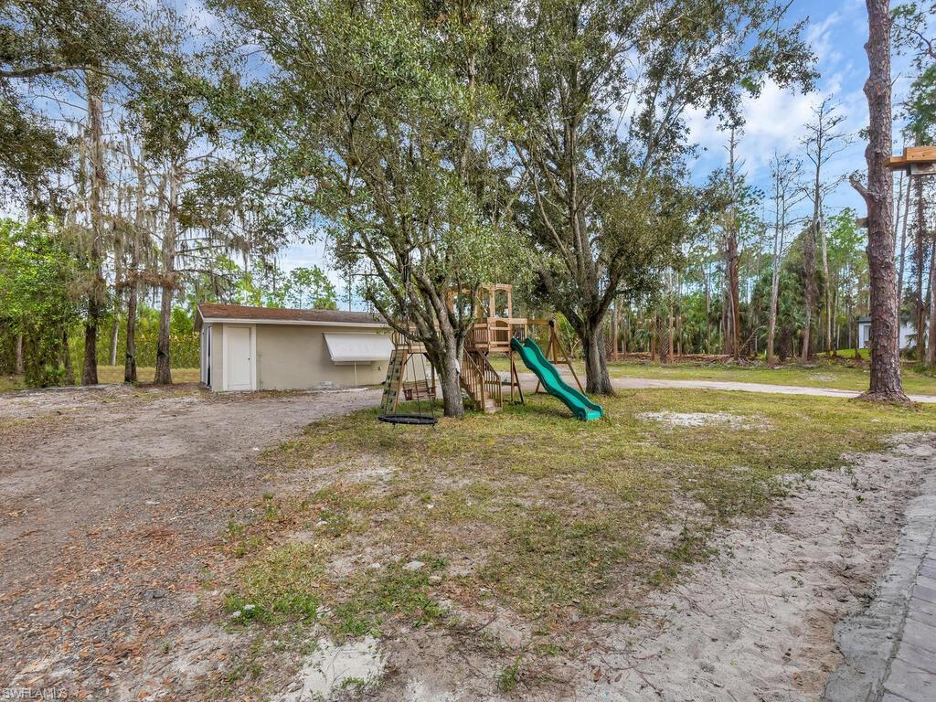 NAPLES 701 - Residential