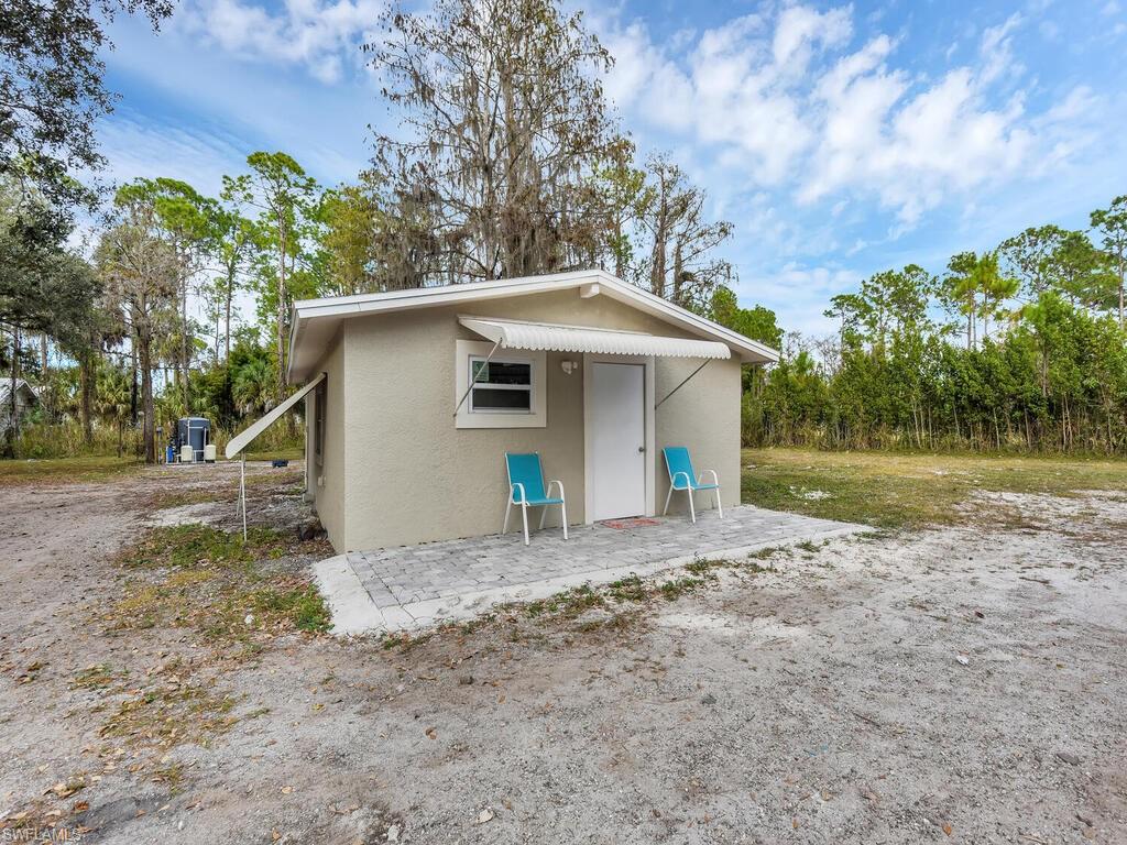 NAPLES 701 - Residential