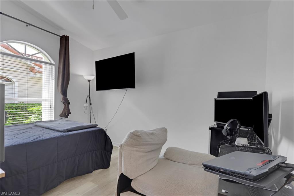 WALDEN SHORES - Residential