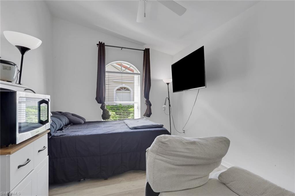 WALDEN SHORES - Residential