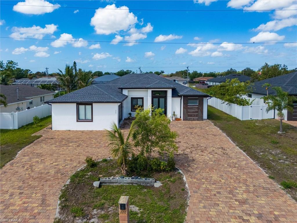CAPE CORAL - Residential