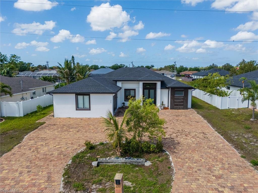CAPE CORAL - Residential