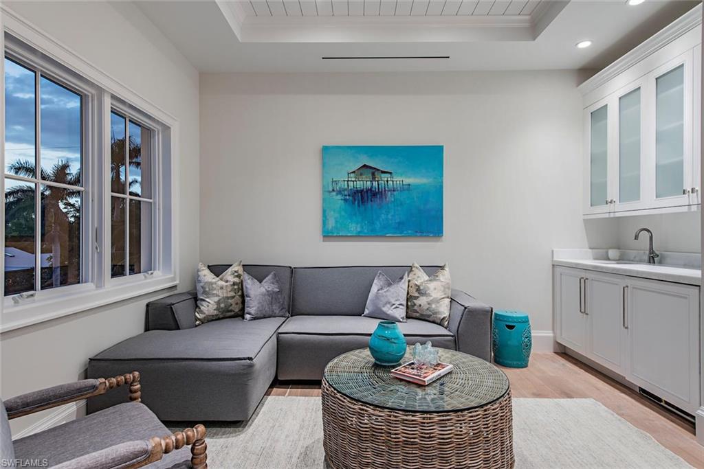 OLDE NAPLES - Residential