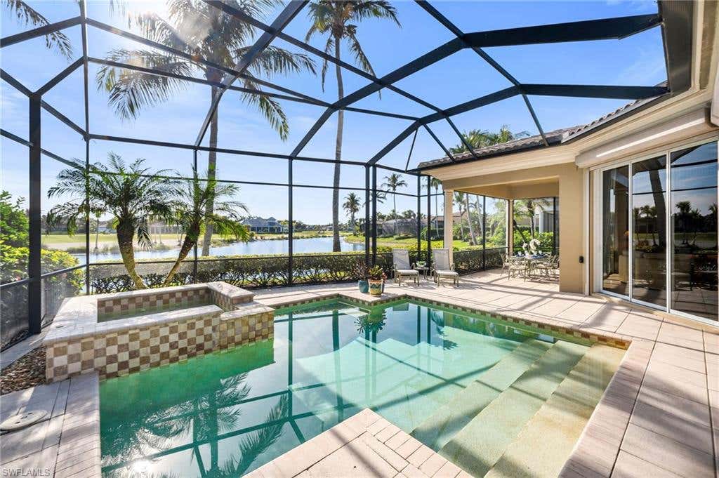 Photo of 1716 Venezia WAY, NAPLES, FL 34105 (MLS # 225037707)