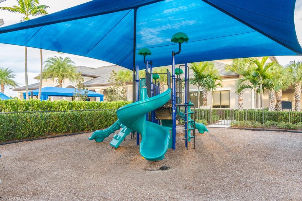 MARINA BAY - Residential