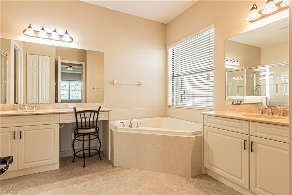 MARINA BAY - Residential