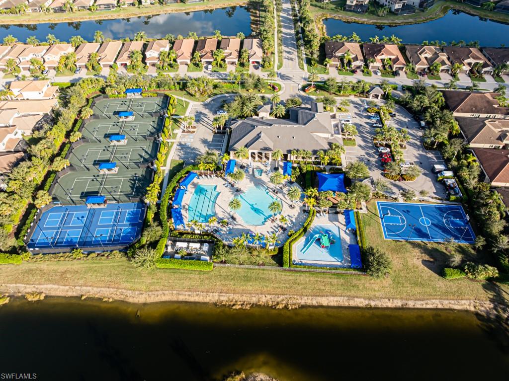 MARINA BAY - Residential