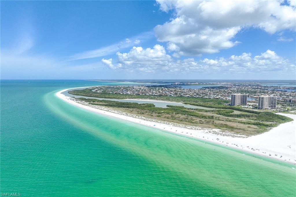 MARCO MANOR CLUB - Residential