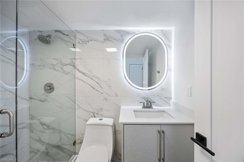 MARCO MANOR CLUB - Residential