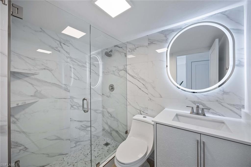 MARCO MANOR CLUB - Residential